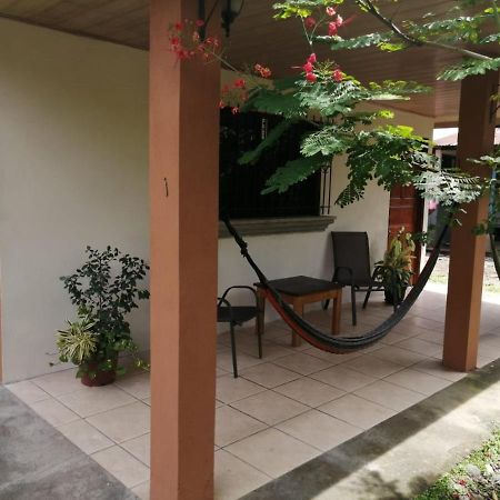 Cahuita Lodge Exterior photo